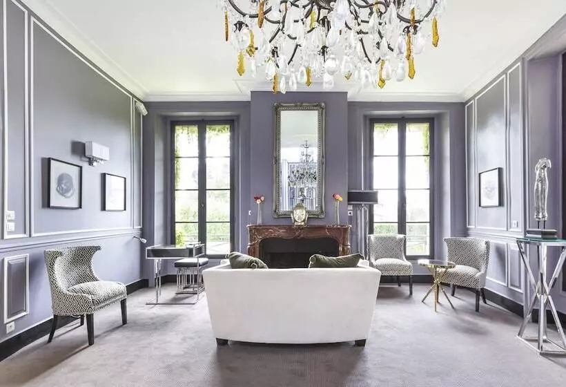 בית מלון כפרי Château De Sancy