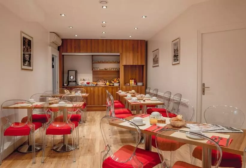 Отель De France