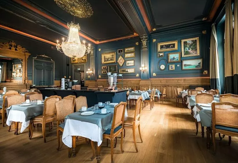 هتل Hôtel France Et Chateaubriand