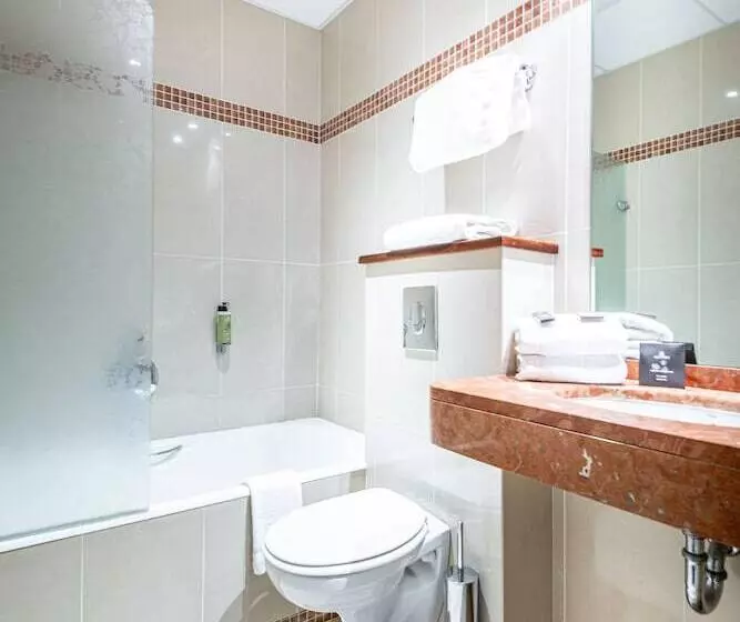 هتل Hôtel France Et Chateaubriand