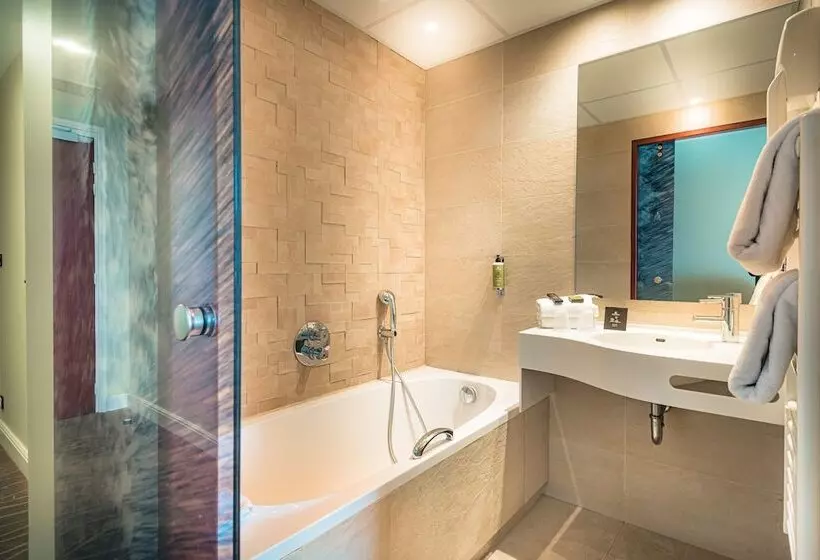 هتل Hôtel France Et Chateaubriand