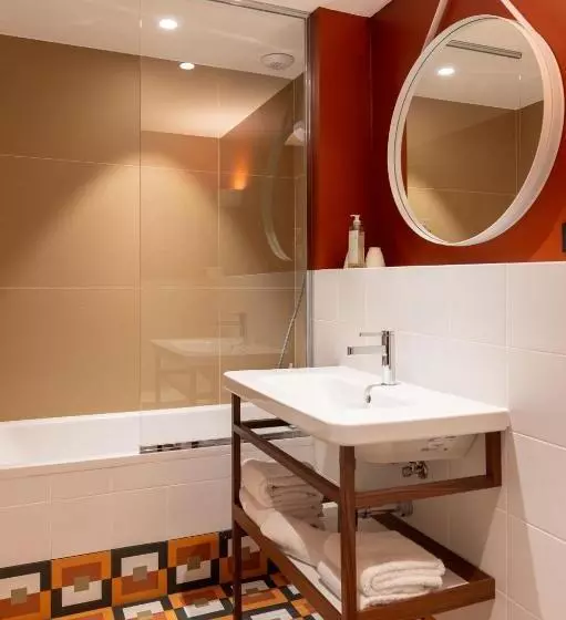 Отель Des Artistes