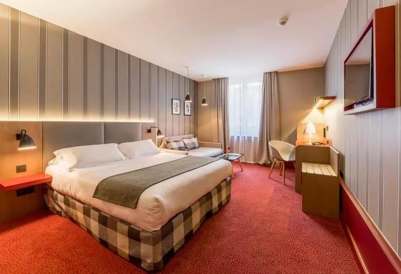 Отель Des Artistes