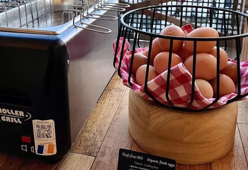 בית מלון כפרי Ermitage De L Oasis & Spa  Cannes Mandelieu