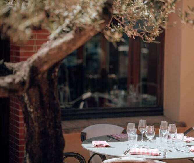 هتل Ermitage De L Oasis & Spa Cannes Mandelieu