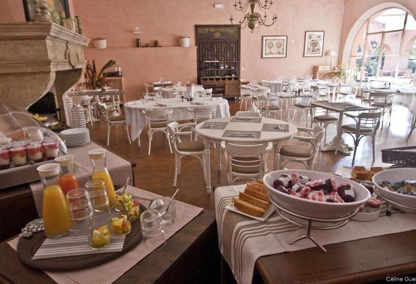 هتل Hôtel Chantaco Golf & Wellness