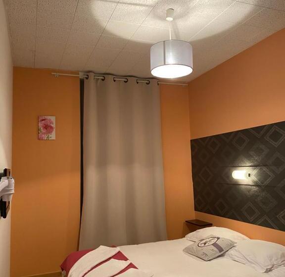 فندق Hôtel De Nantes