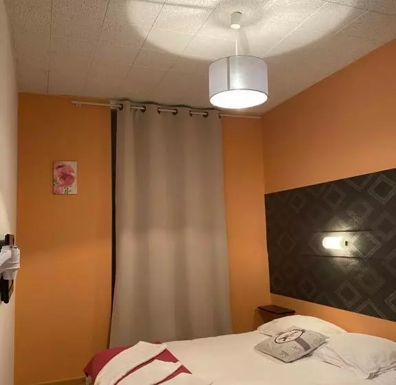 Отель Hôtel De Nantes