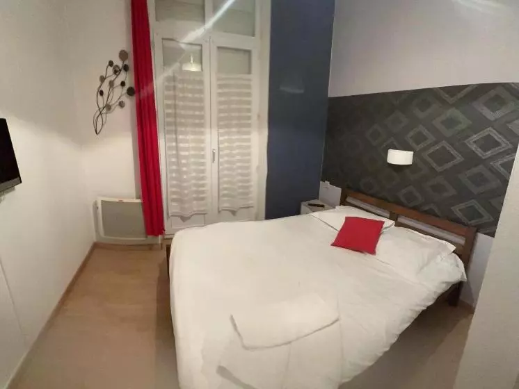 Отель Hôtel De Nantes