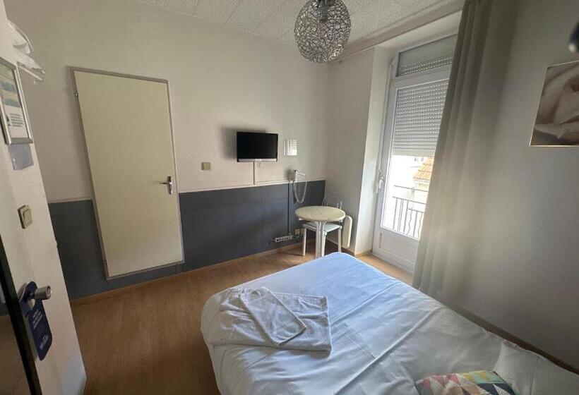 فندق Hôtel De Nantes