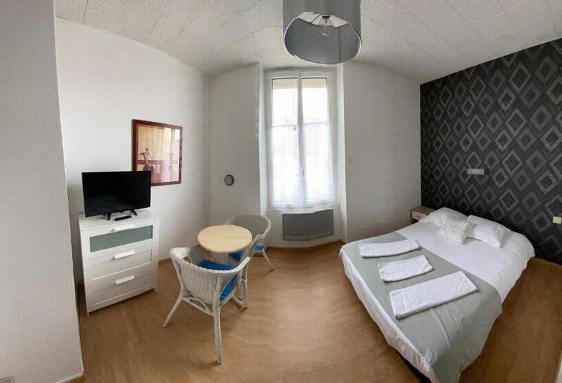 فندق Hôtel De Nantes