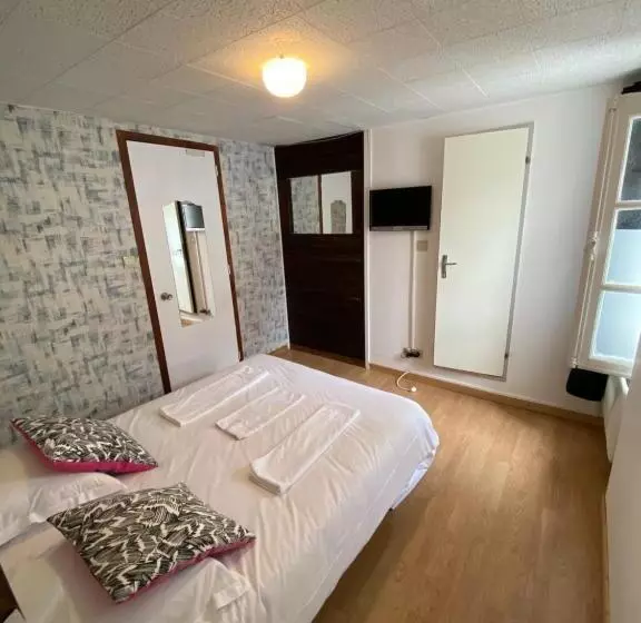 Отель Hôtel De Nantes