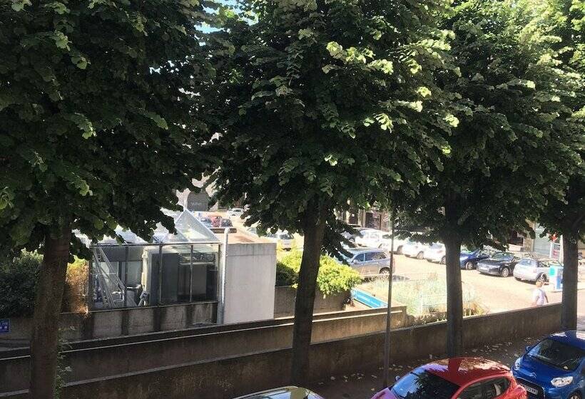 فندق Hôtel Vieille Tour Centre Rouen