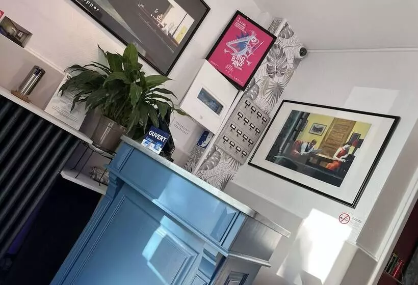 Отель Hôtel Vieille Tour Centre Rouen