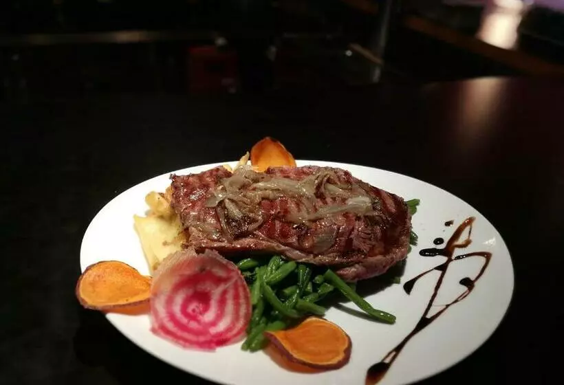 Отель Hôtel Des Lilas