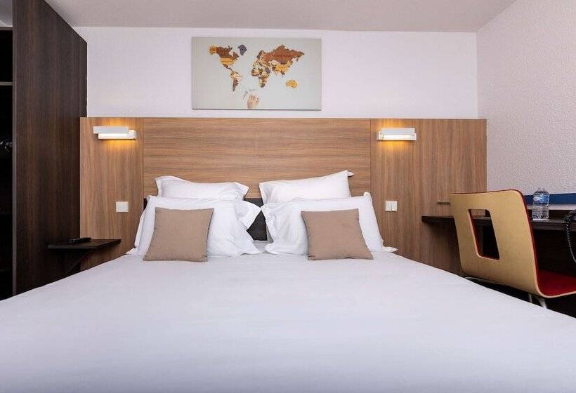 هتل Kyriad Paris Ouest Colombes