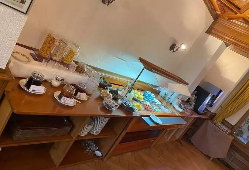 Отель Munsch Restaurant & Wellness, Colmar Nord   Haut Koenigsbourg