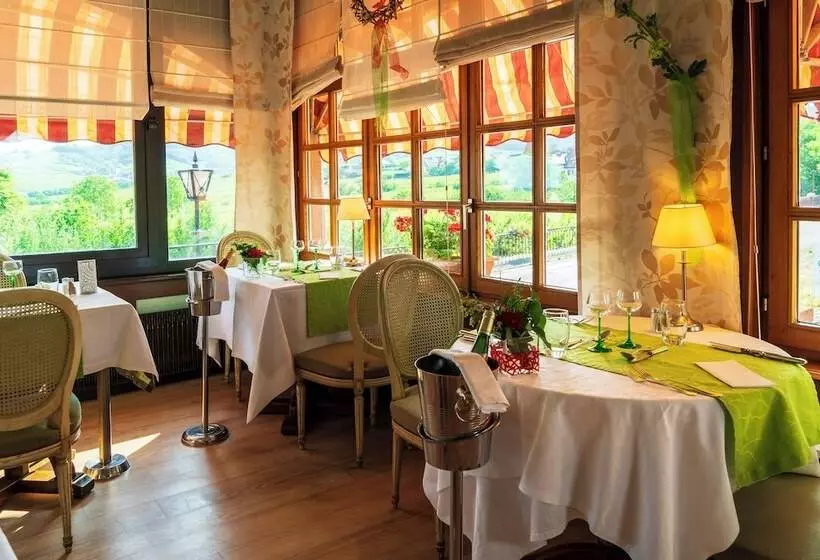 Отель Munsch Restaurant & Wellness, Colmar Nord   Haut Koenigsbourg