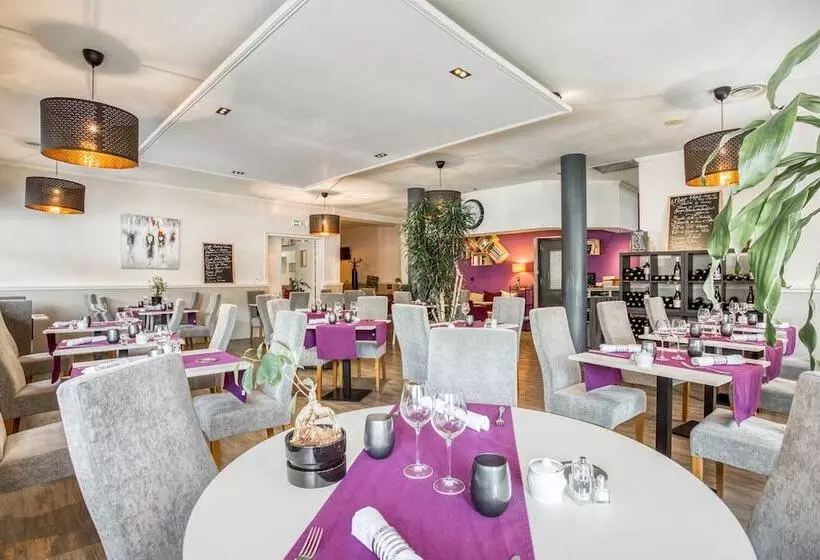 هتل Logis Hôtel Restaurant La Coupe D Or