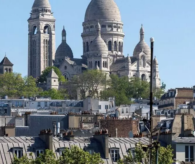 ホテル Accueil Paris Pigalle Montmartre
