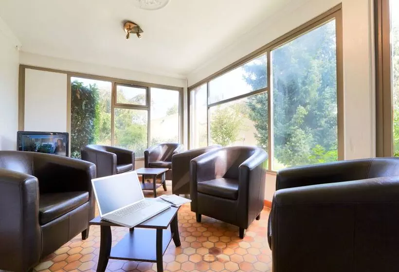 ホテル Campanile Alençon