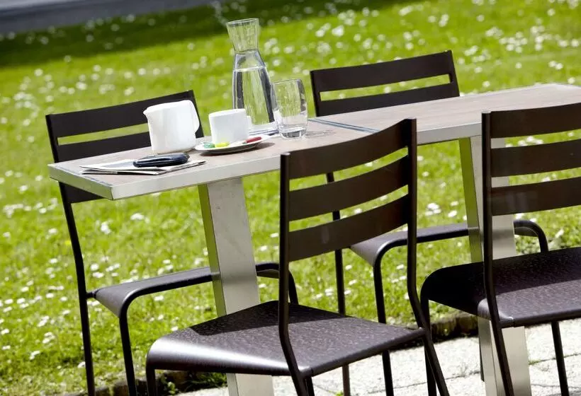 호텔 Campanile Dreux