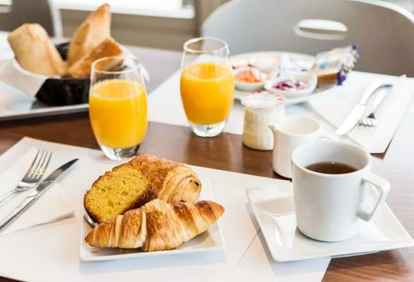 호텔 Campanile Dreux