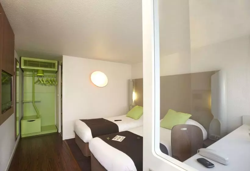 호텔 Campanile Dreux