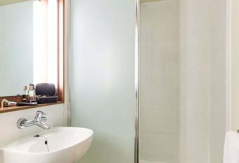 호텔 Campanile Dreux