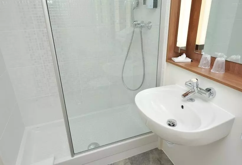 هتل Campanile Limoges Nord