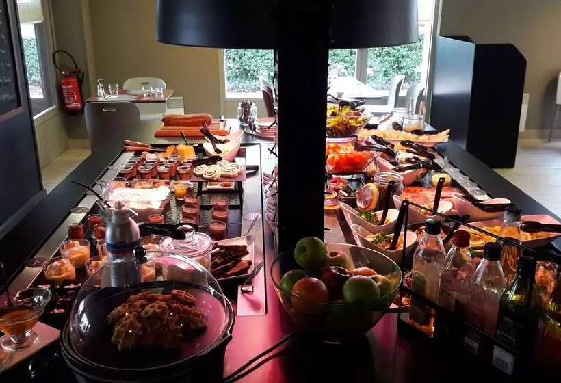 فندق Campanile Montluçon ~ Saint Victor