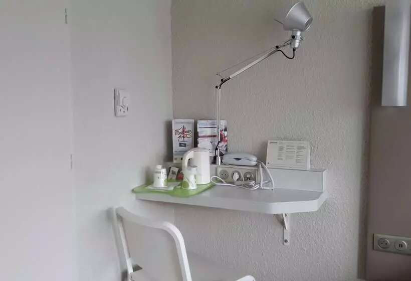 فندق Campanile Montluçon ~ Saint Victor