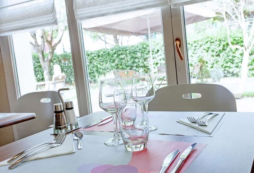 هتل Campanile Montpellier Sud   A709