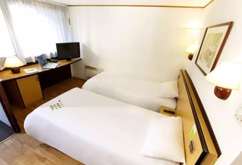 Отель Campanile Clermont Ferrand ~ Thiers