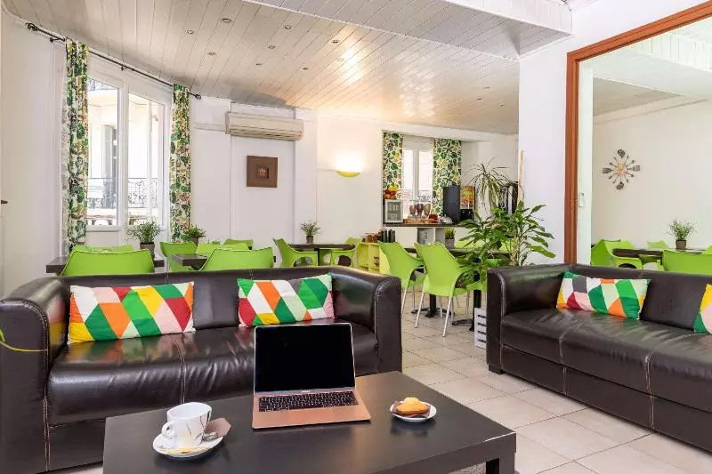 בית מלון כפרי Celenya