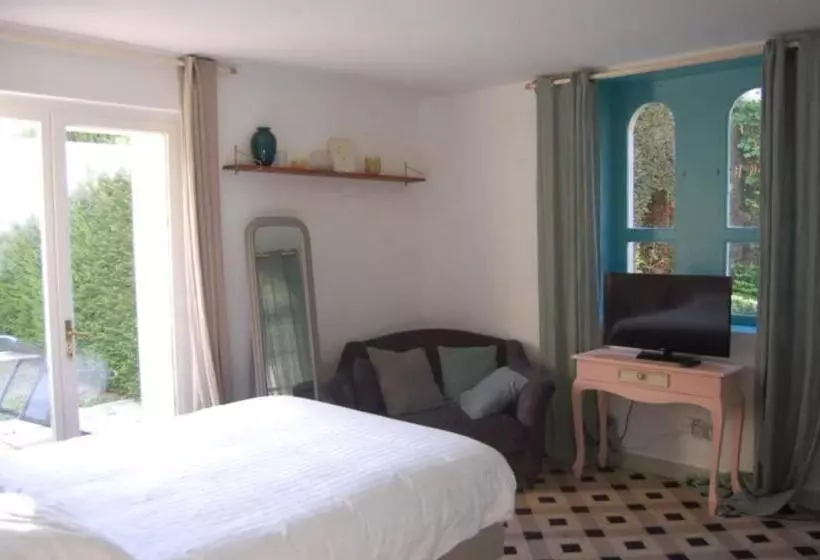 فندق Hôtel Haras De La Potardière