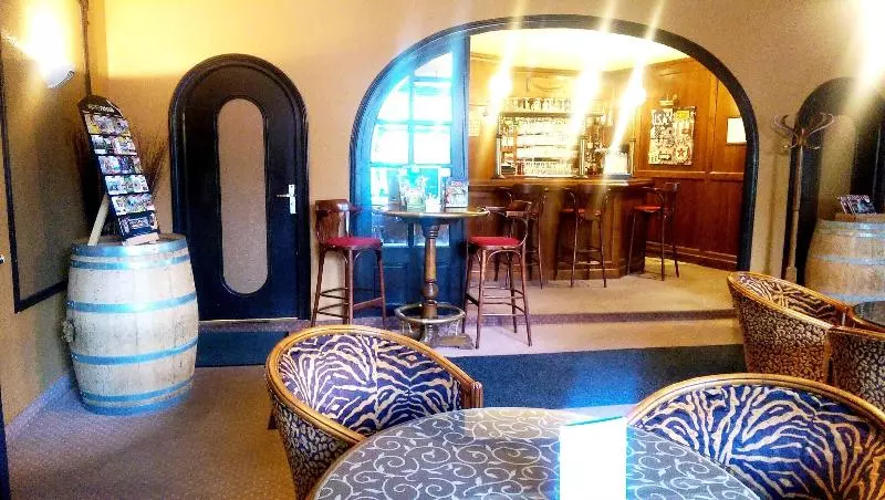 בית מלון כפרי Hôtel Restaurant Du Lac