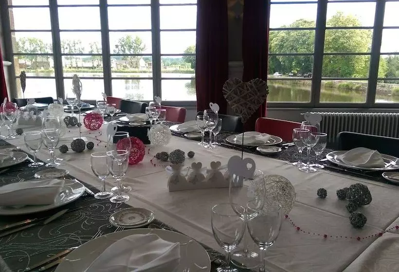 בית מלון כפרי Hôtel Restaurant Du Lac