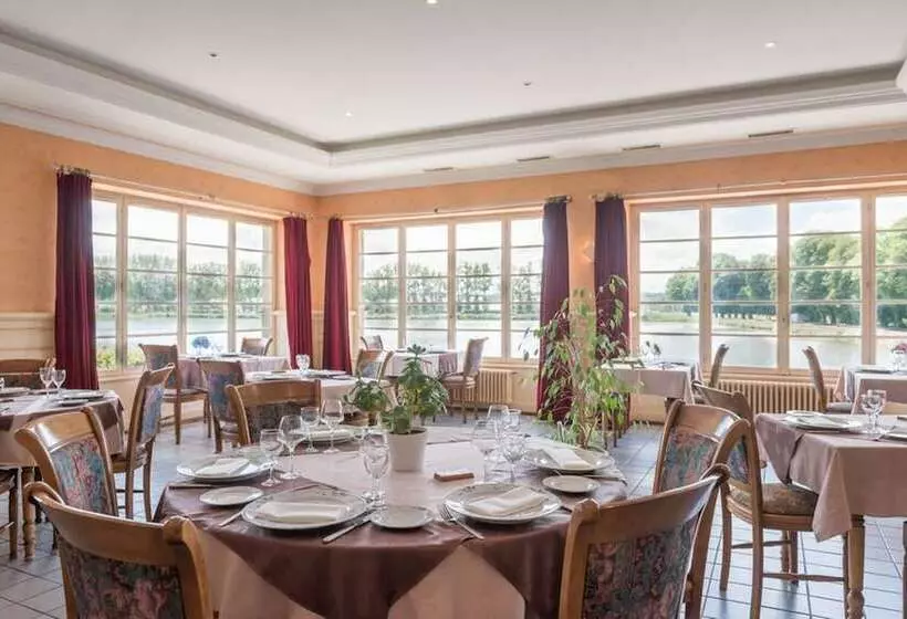 בית מלון כפרי Hôtel Restaurant Du Lac