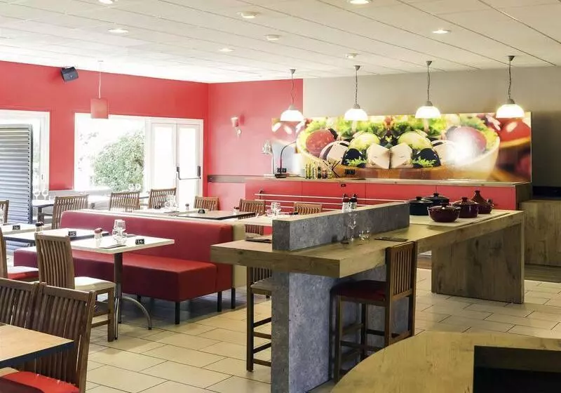 호텔 Ibis Laval Le Relais d'Armor