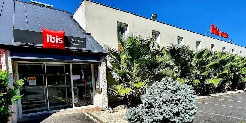 B&b Hotel Niort Sud Venise Verte