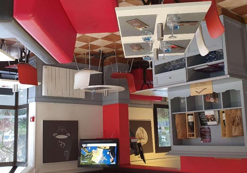 B&b Hotel Niort Sud Venise Verte