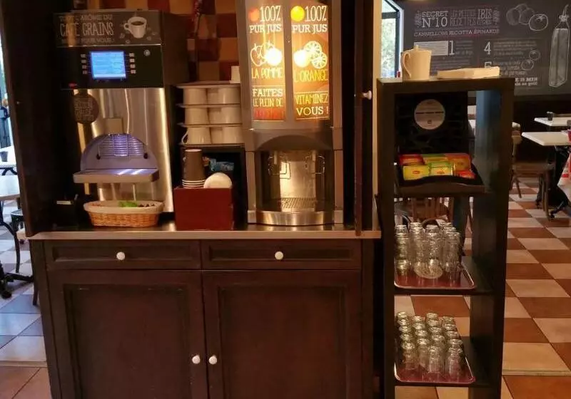 B&b Hotel Niort Sud Venise Verte