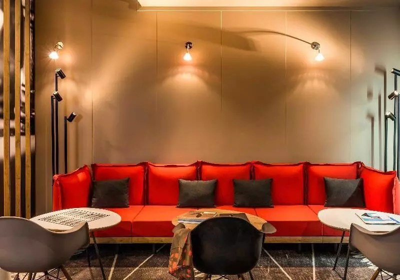 ホテル Ibis Paris Montmartre Sacré Coeur