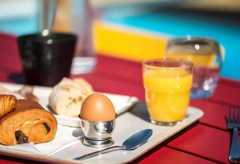 Ibis Roanne Le Coteau Hotel Restaurant