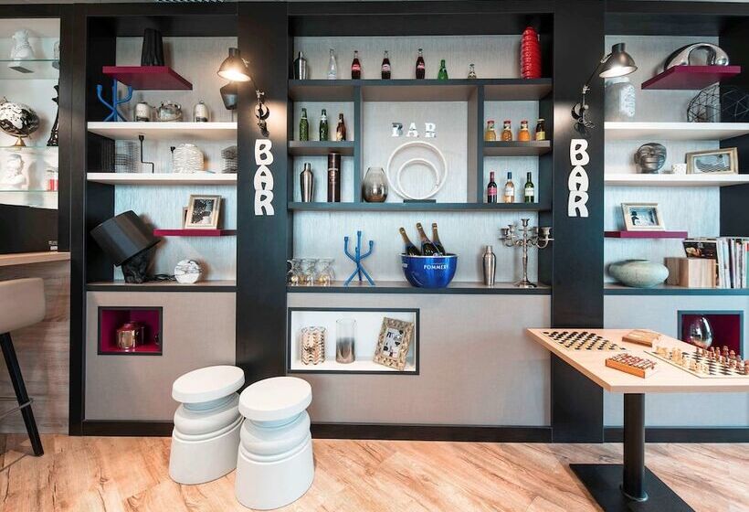 בית מלון כפרי Ibis Styles Rouen Nordbarentin