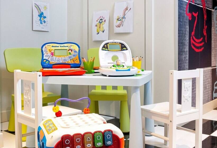 בית מלון כפרי Ibis Styles Rouen Nordbarentin