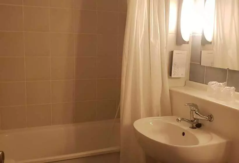 هتل Kyriad Blois Nord