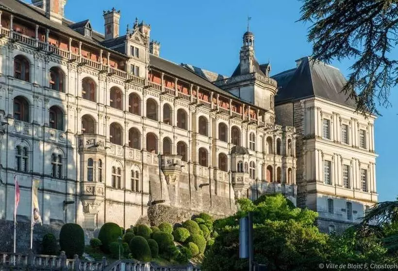 هتل Kyriad Blois Nord