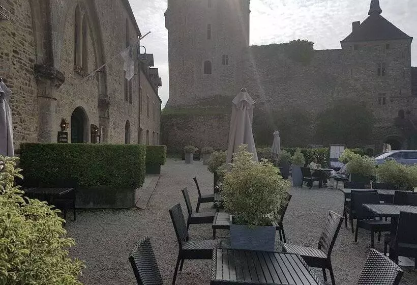 בית מלון כפרי L Hostellerie Du Chateau De Bricquebec